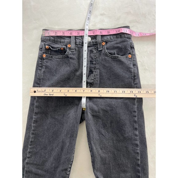 Levi's Wedgie Straight Women's Button Fly Gray Wash Denim Jean size 25 - Picture 8 of 9